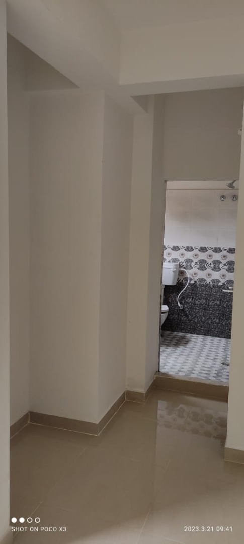 Unfurnished 1bhk Un- Furnished Apartment  in Downtown, Doctor Zakir Hussain Road, Rukmini Gaon, Guwahati, Assam, India for Rent